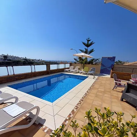 וילה Tres J מאלגה