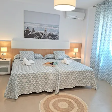 Tres J Villa Malaga